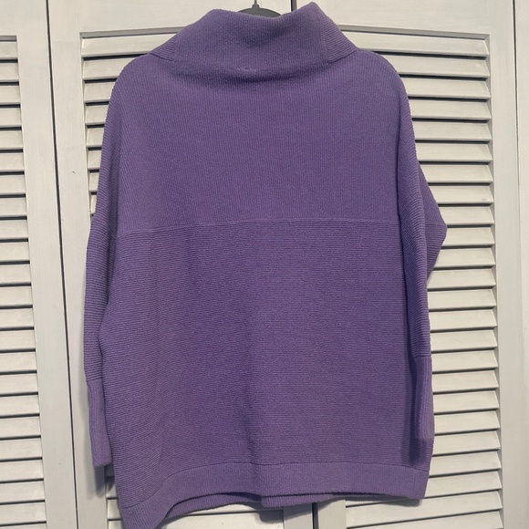 NWT Free People Oversized Slouchy Mock Neck Sweater- lilac- SIZE EXTRA SMALL - Picture 2 of 3